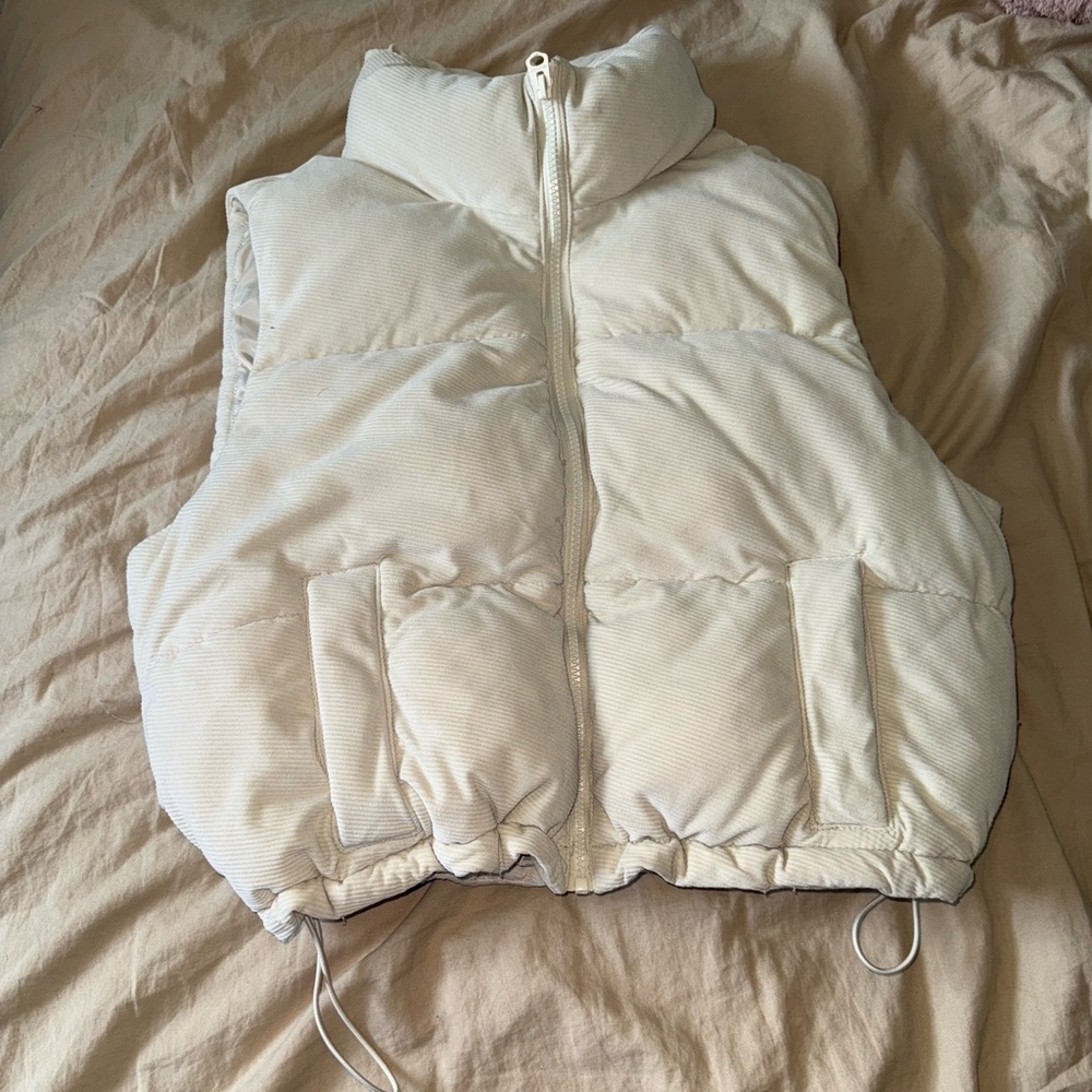 Hollister White Puffer Vest